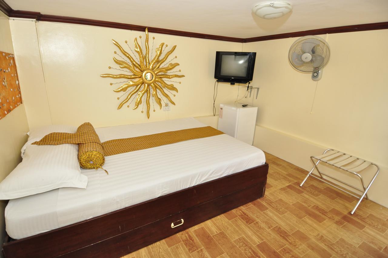 Seascape Resort Batangas Exterior foto